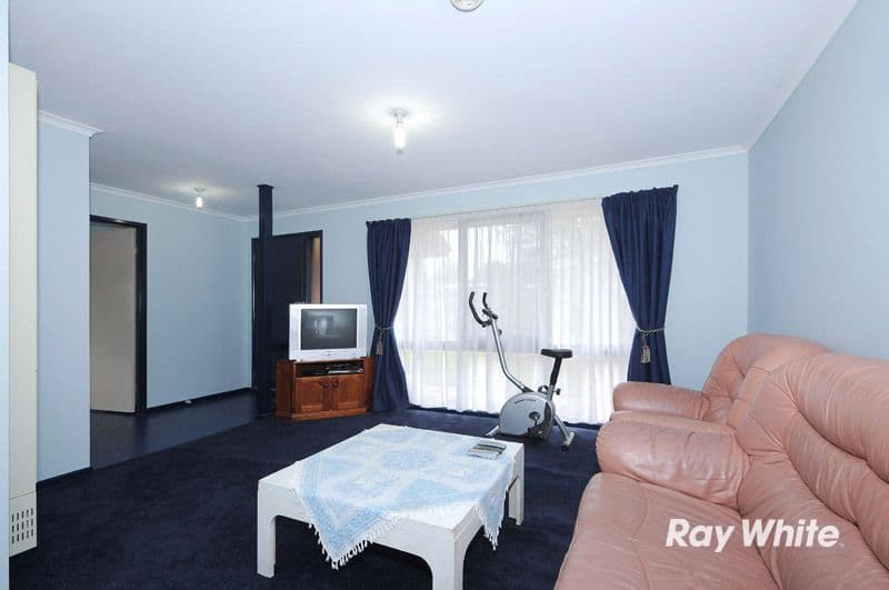 1 Kara Walk, CRANBOURNE VIC 3977, Cranbourne - Thumbnail 8