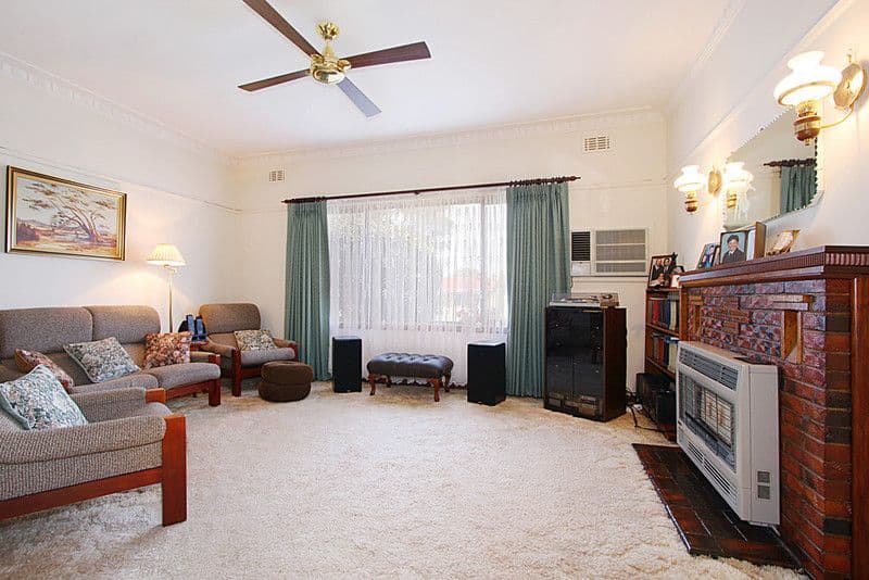 31 Coane Street, OAKLEIGH EAST VIC 3166, Oakleigh East - Thumbnail 2