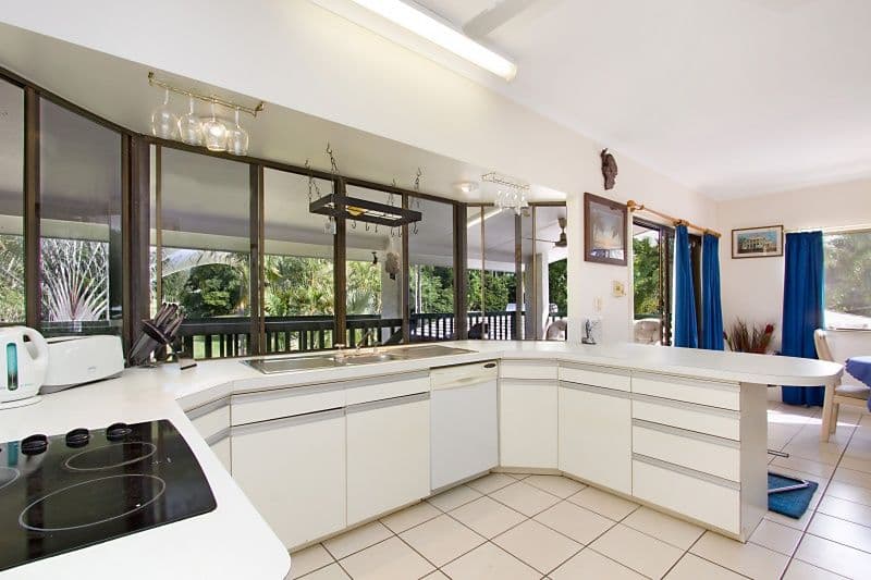 60 Lakes Crescent, NORTHLAKES NT 0812, Northlakes - Thumbnail 4