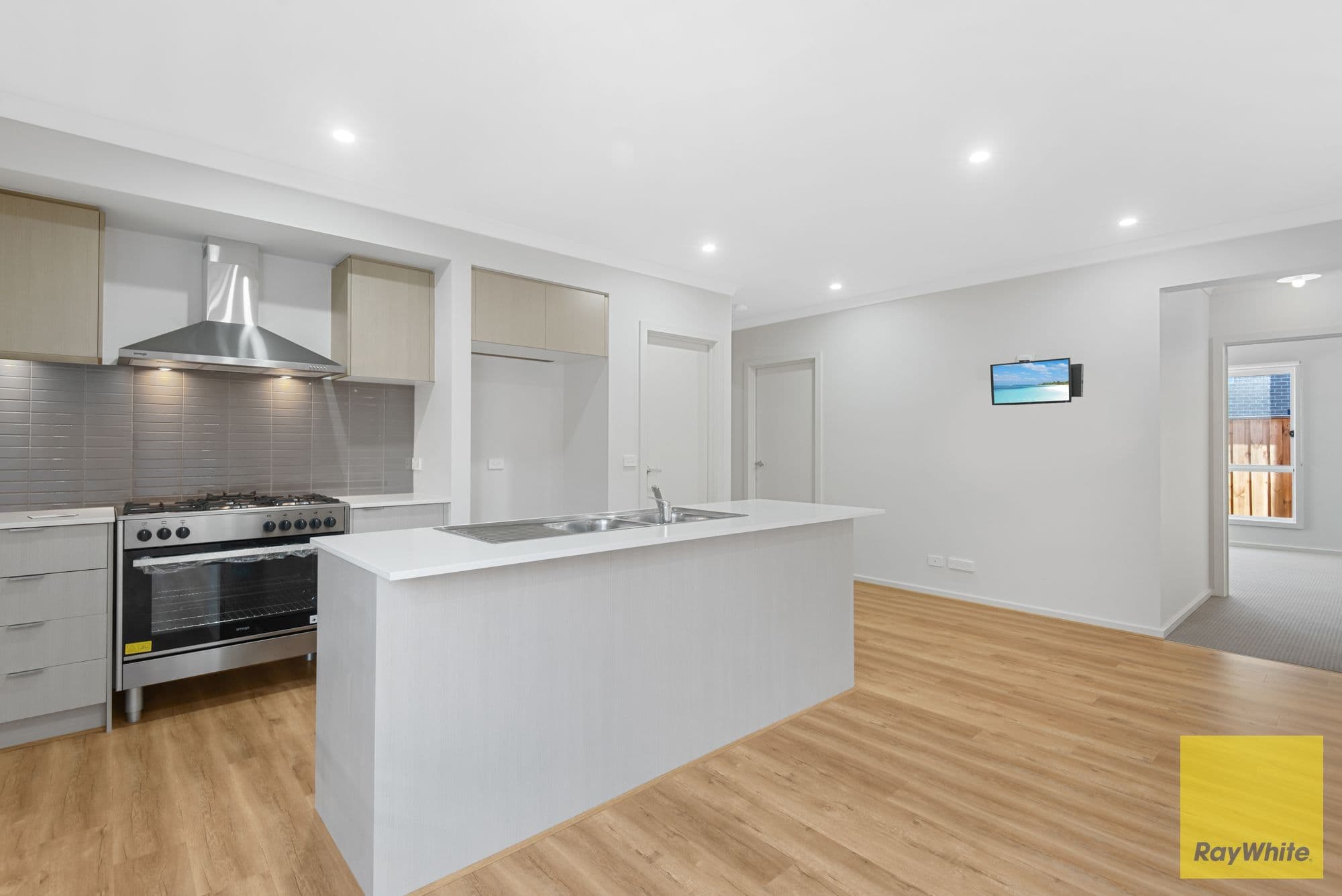 7 Becontree Grove, Werribee VIC 3030, Werribee - Thumbnail 5