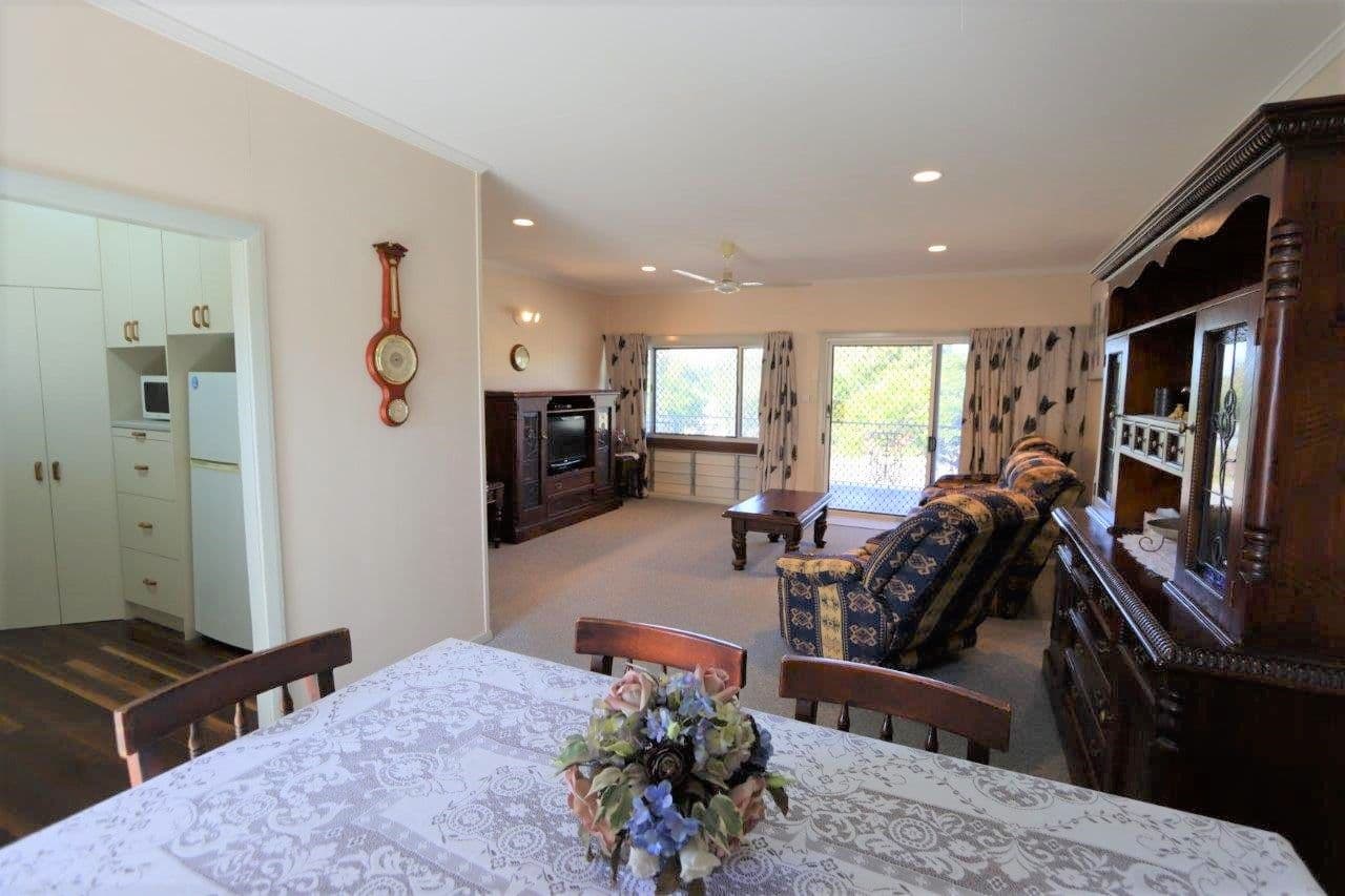 8 School Street, CHARTERS TOWERS CITY QLD 4820, Charters Towers City - Thumbnail 4
