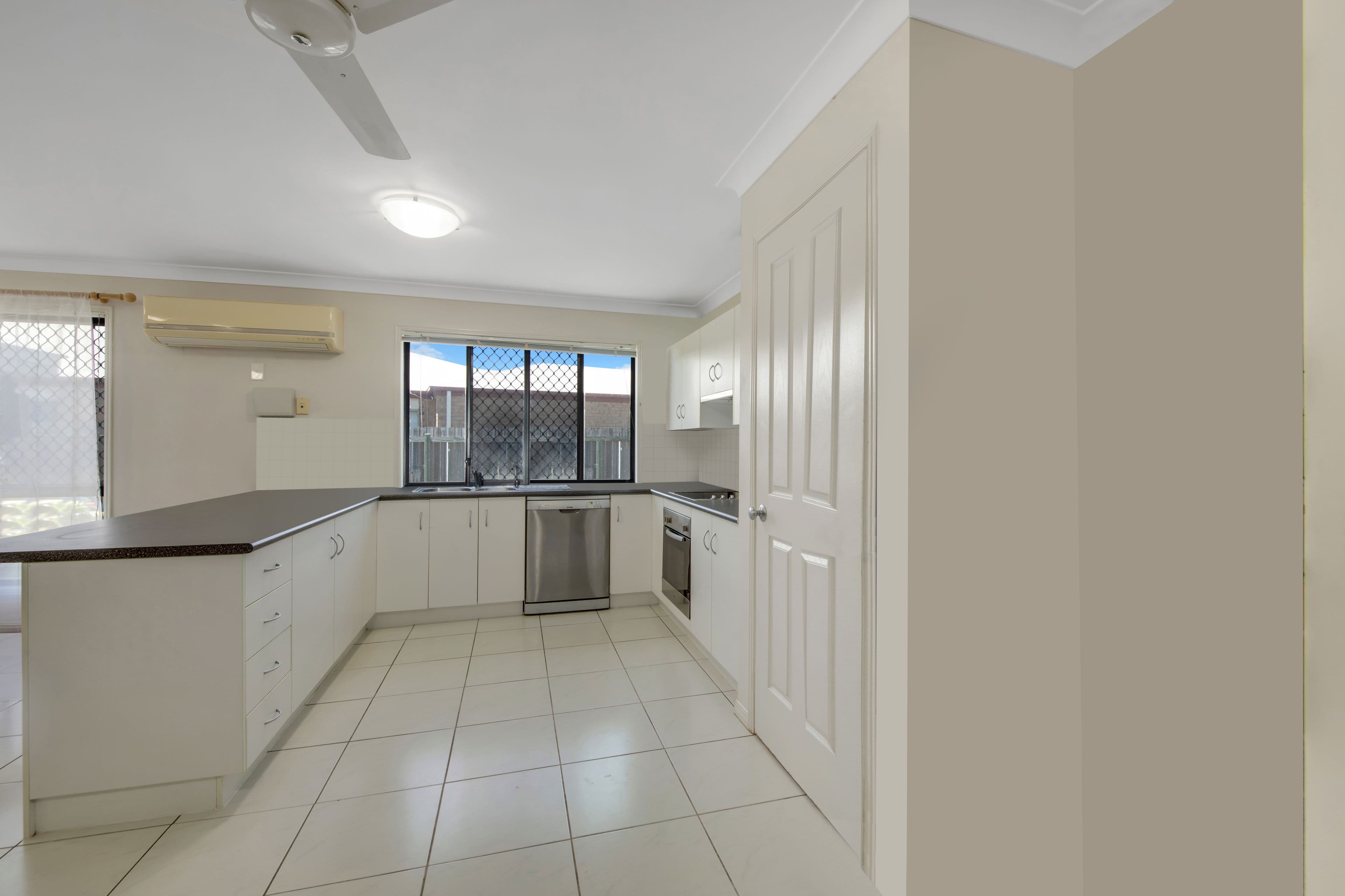 6 Dean Street, Glen Eden QLD 4680, Glen Eden - Thumbnail 7