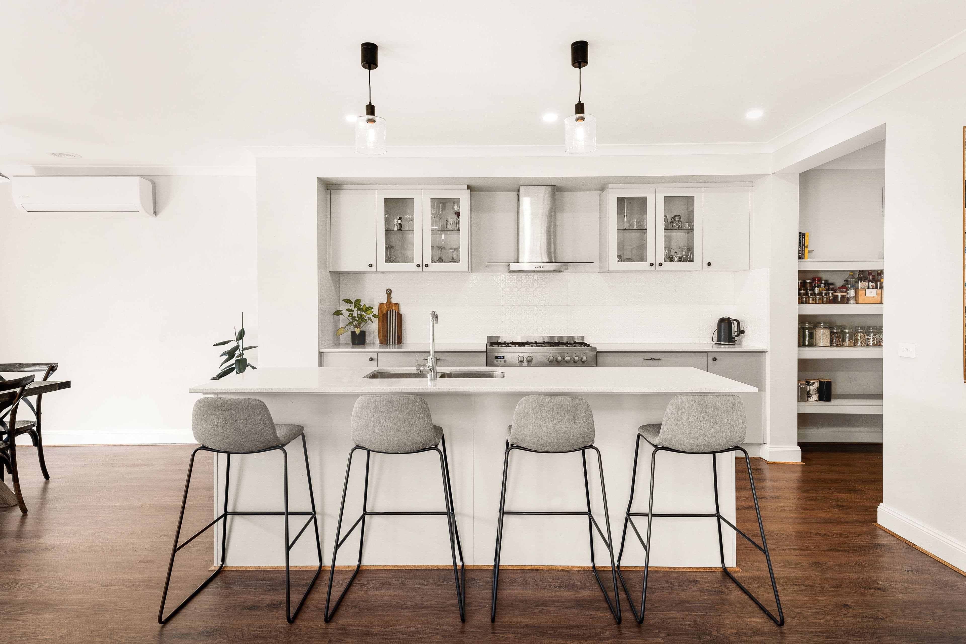90 Newgrange Boulevard, Clyde North VIC 3978, Clyde North - Thumbnail 2