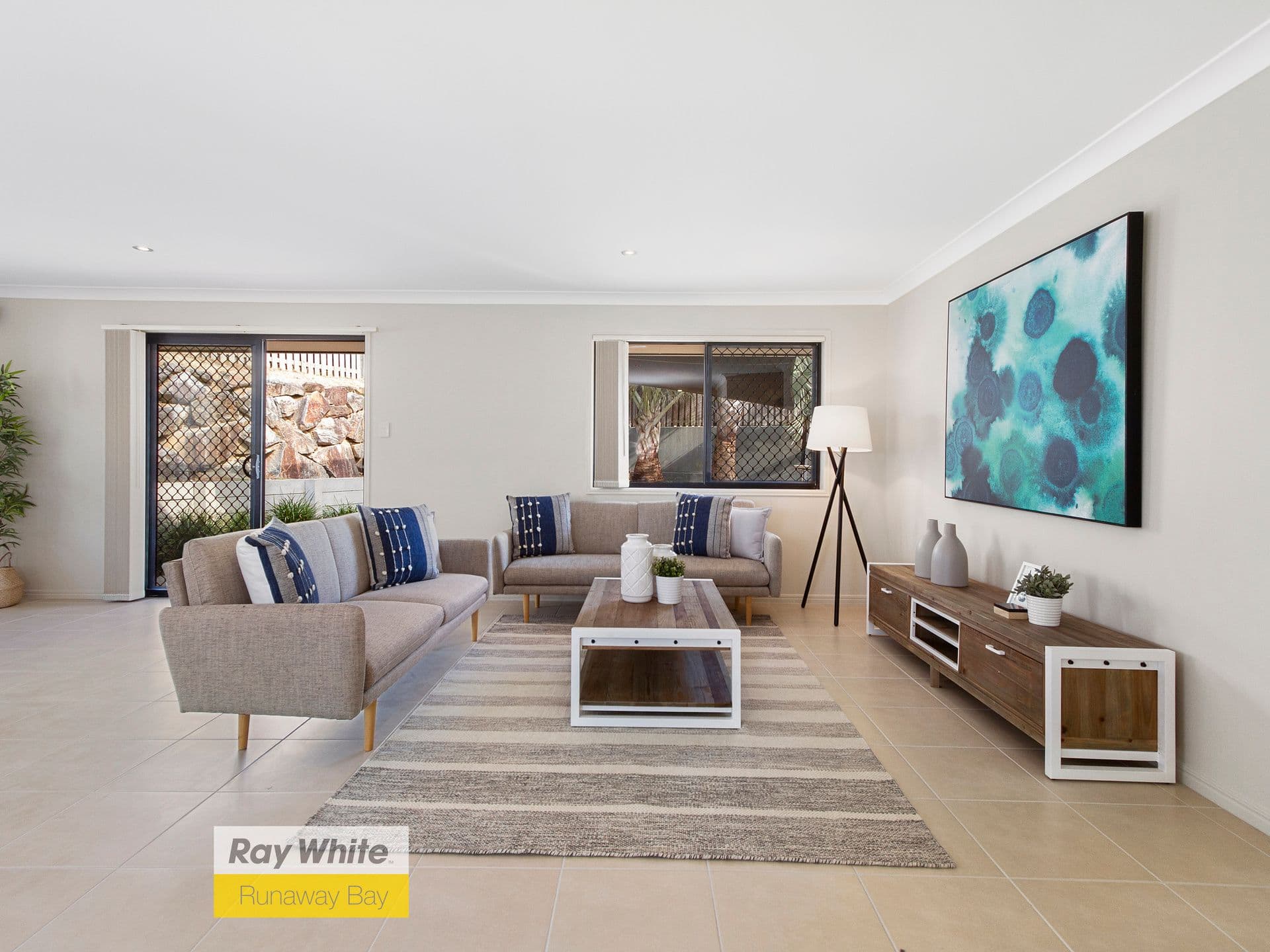 12 Sandow Street, Pacific Pines QLD 4211, Pacific Pines - Thumbnail 3