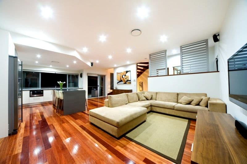 10  Carntyne Street, MORNINGSIDE QLD 4170, Morningside - Image 1