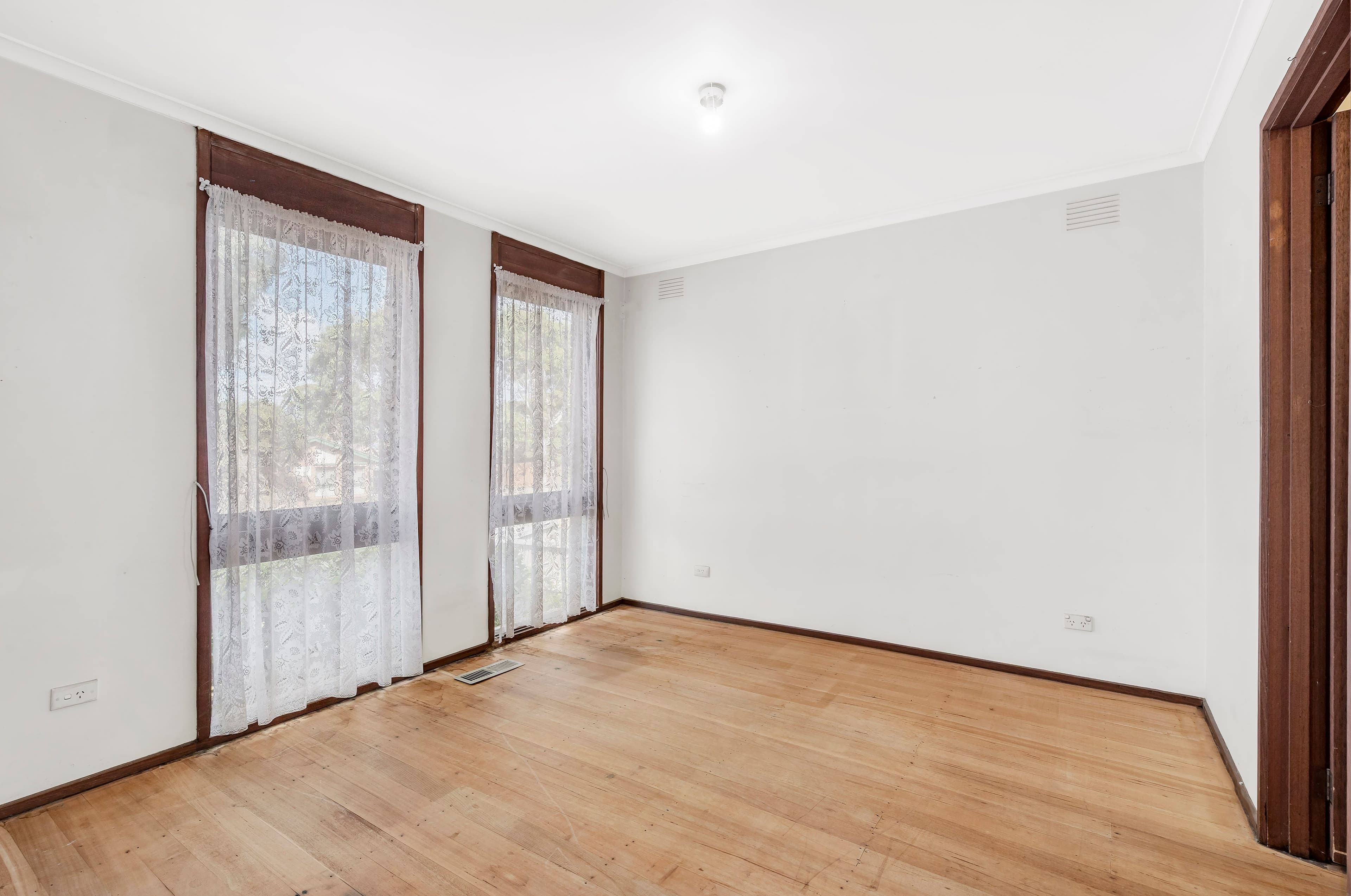 38 Roycroft Avenue, Mill Park VIC 3082, Mill Park - Thumbnail 5