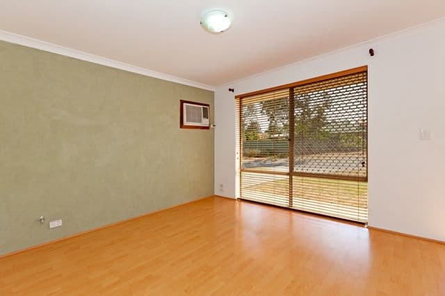 32 McNairn Cross, LEDA WA 6170, Leda - Thumbnail 5