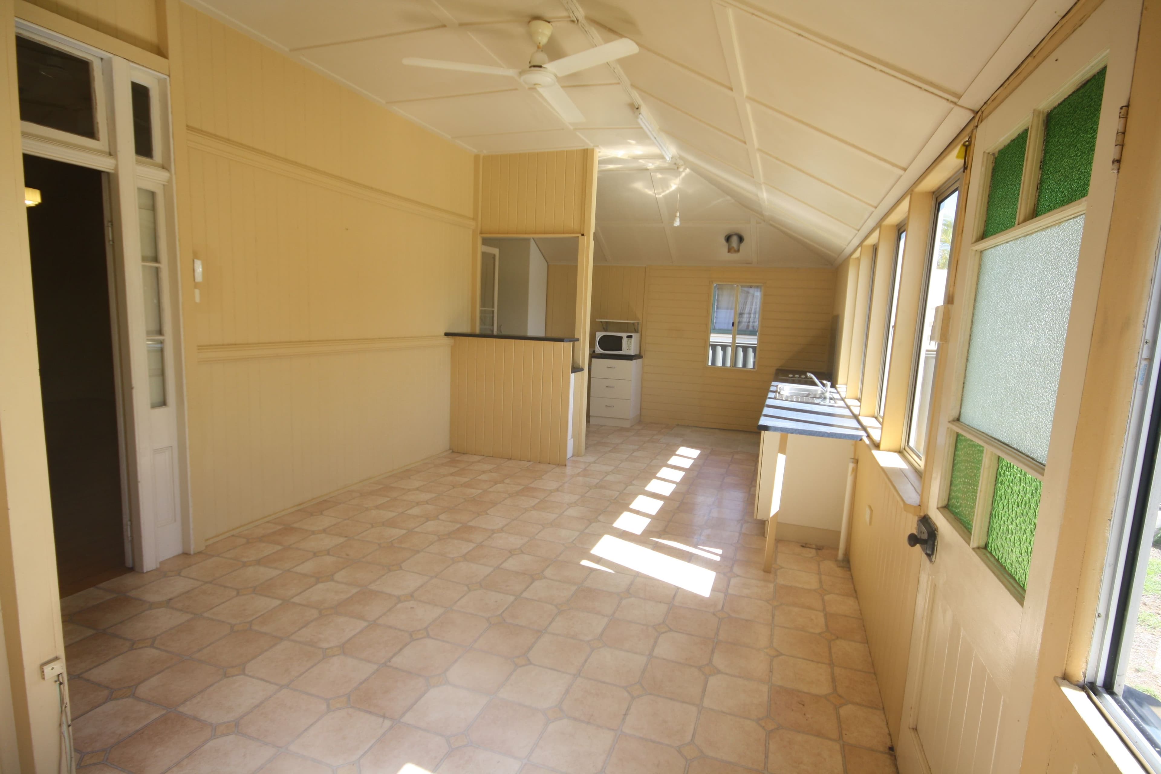 87 Lyons Street, Mundubbera QLD 4626, Mundubbera - Thumbnail 4