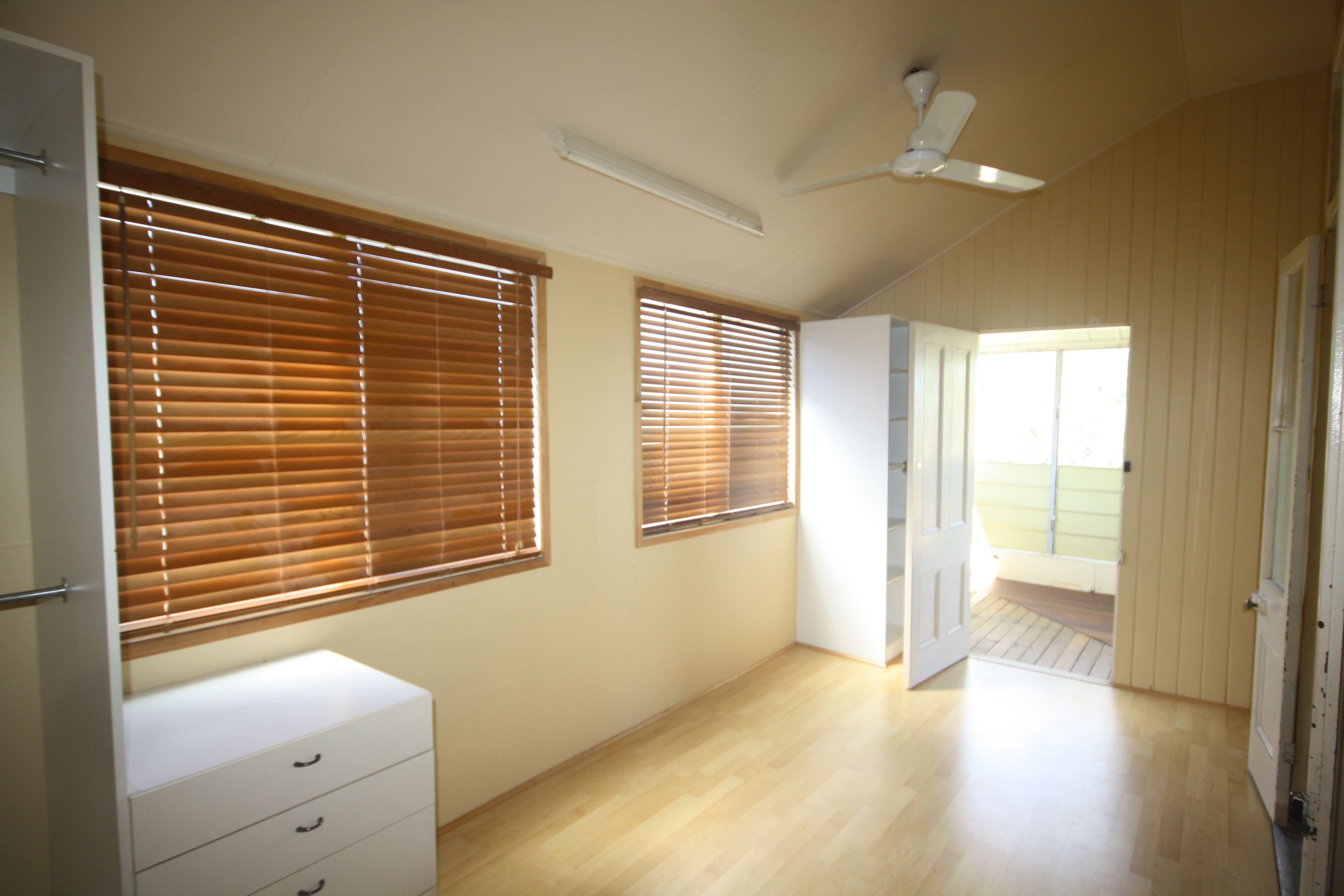 87 Lyons Street, Mundubbera QLD 4626, Mundubbera - Thumbnail 7