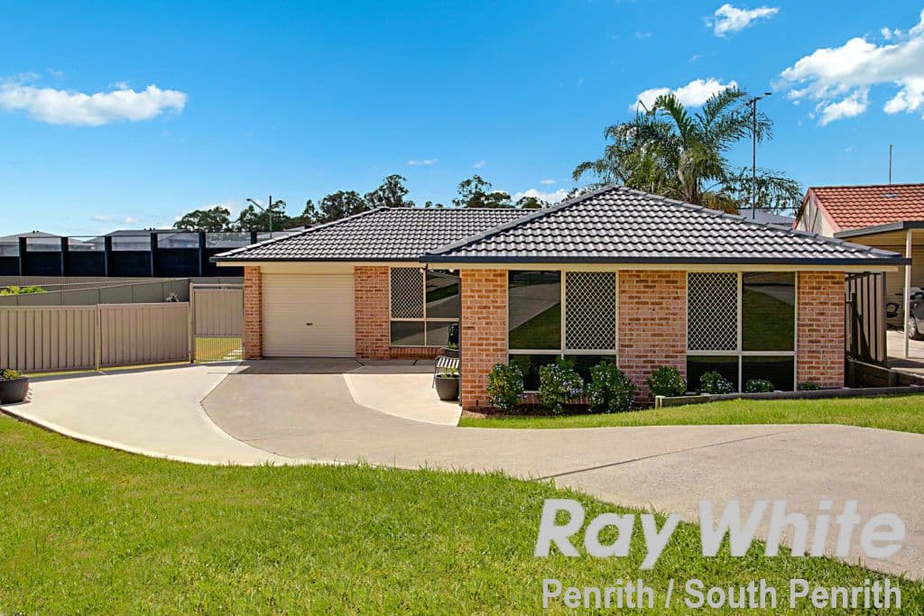 13a Rockingham Street, West Beach - Image 1
