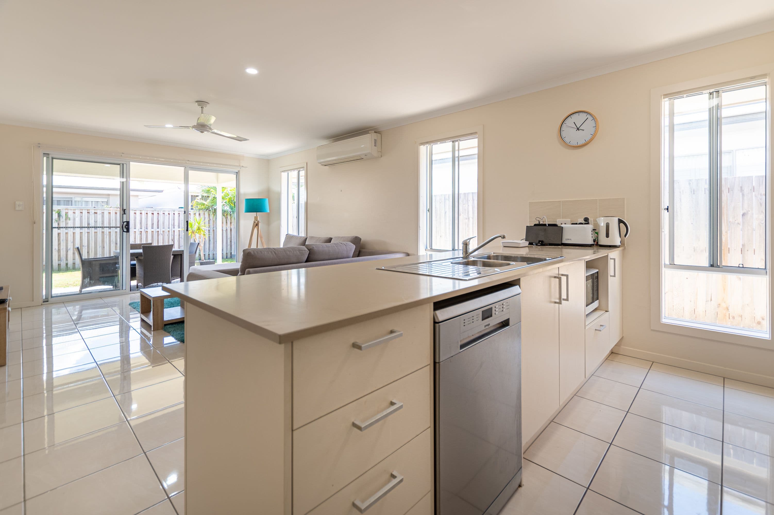 14 Keelson Crescent, Hope Island QLD 4212, Hope Island - Thumbnail 6
