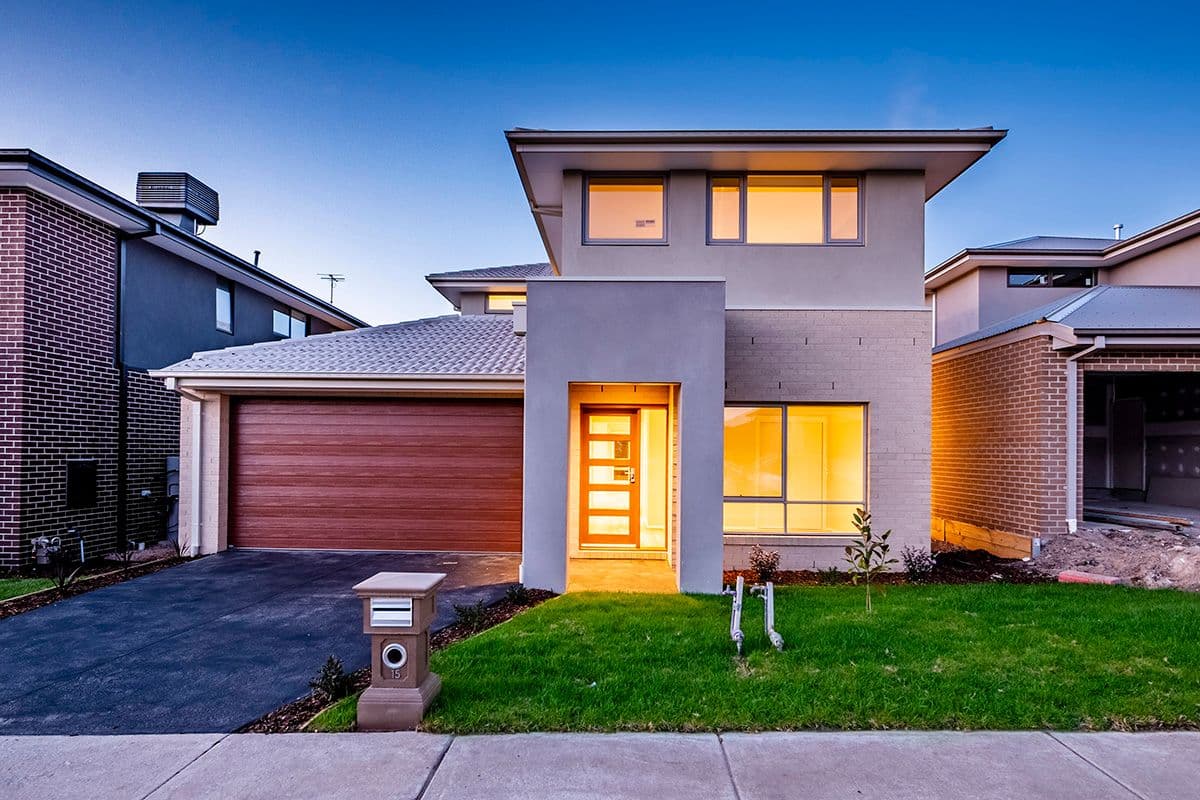 15 Teneriffe Street, Cranbourne North VIC 3977, Cranbourne North - Image 1