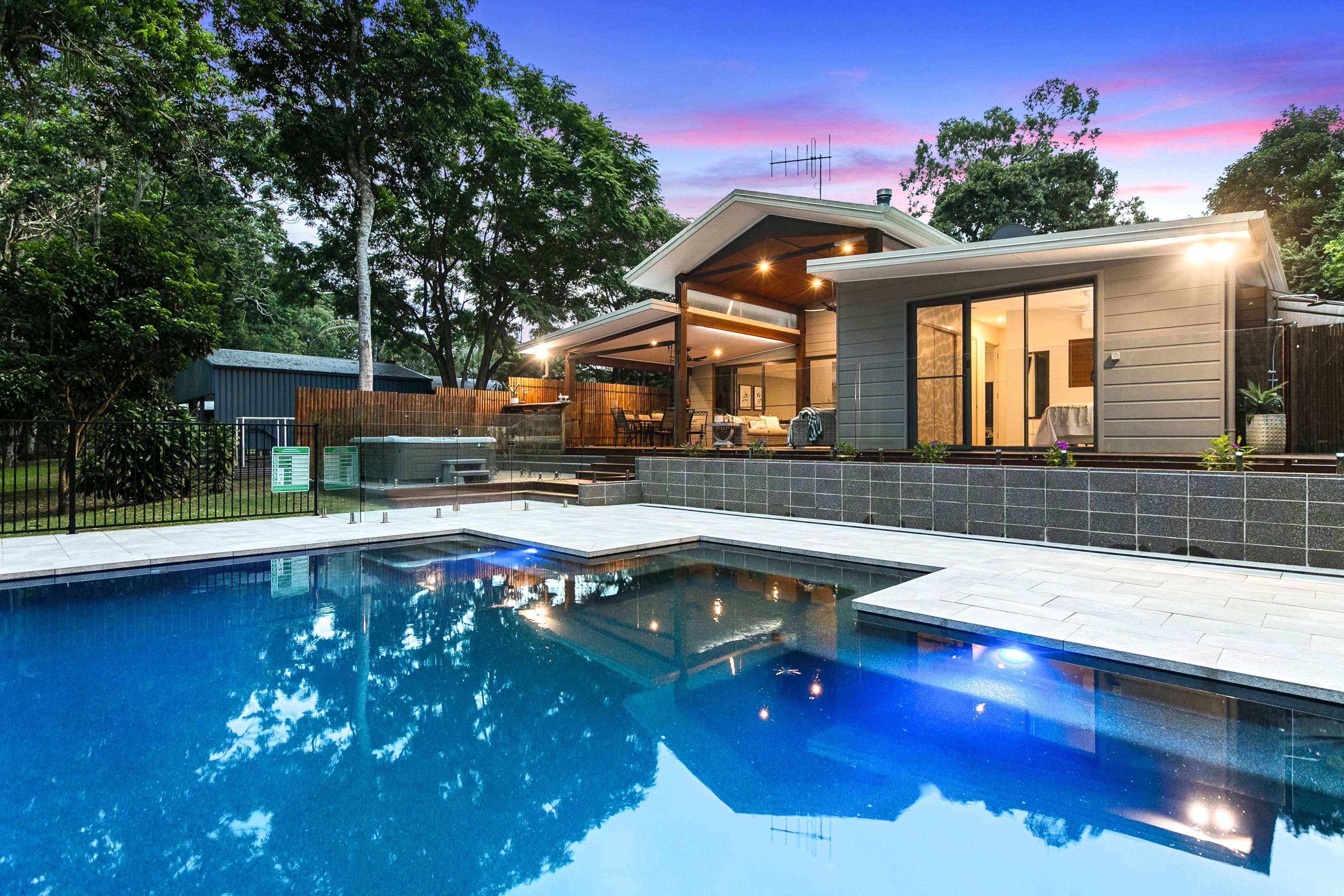 18 Flora Court, Dundowran Beach QLD 4655, Dundowran Beach - Image 1