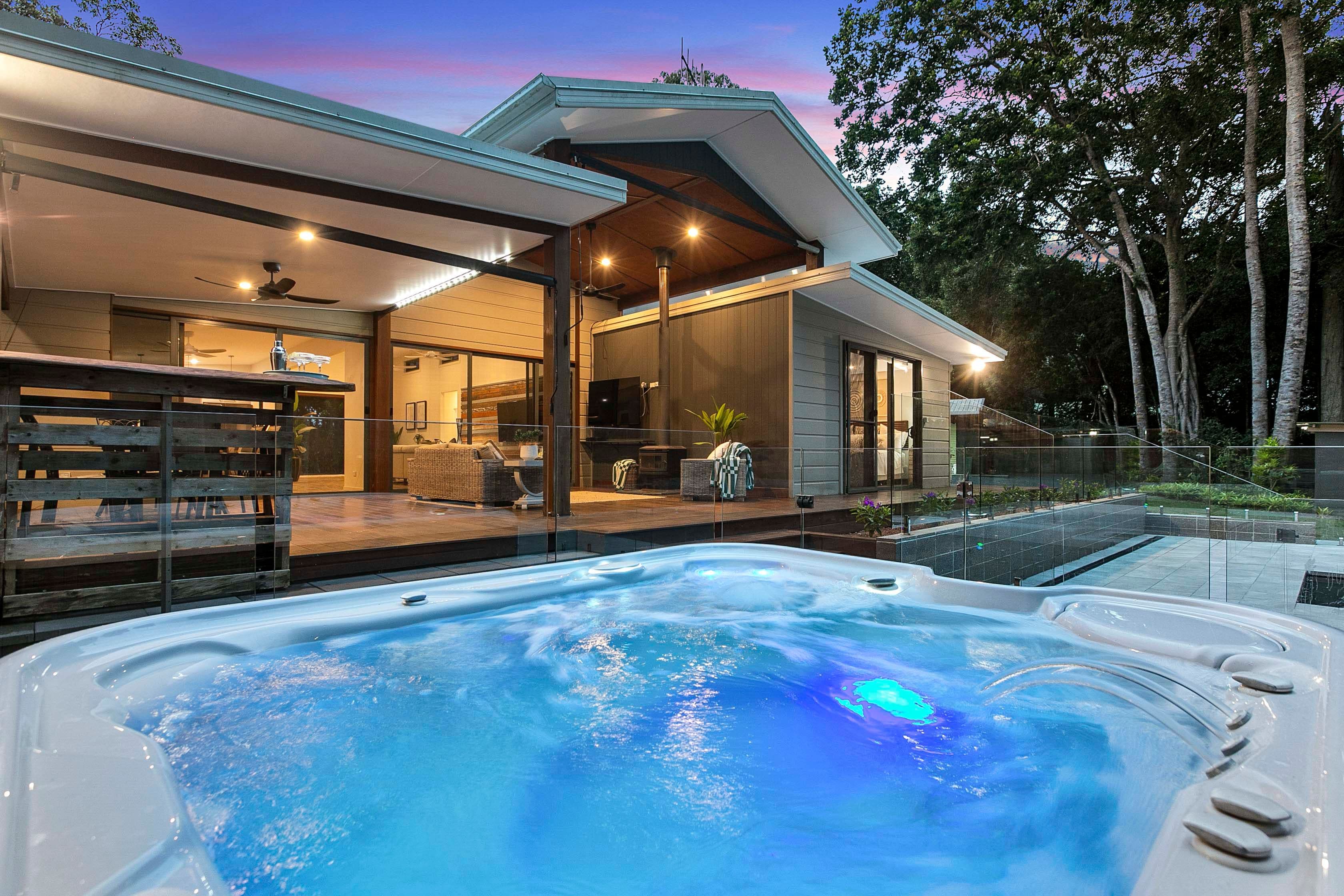 18 Flora Court, Dundowran Beach QLD 4655, Dundowran Beach - Thumbnail 2