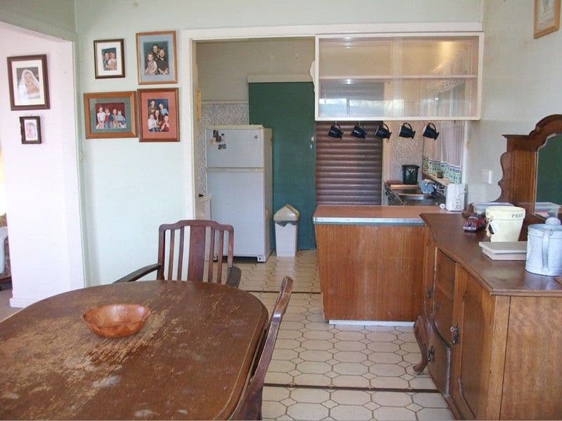 7 Officer's Parade, CONDOBOLIN NSW 2877, Condobolin - Thumbnail 5