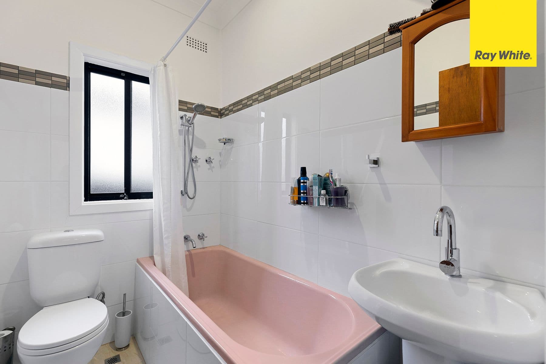 41 Endeavour Road, Georges Hall NSW 2198, Georges Hall - Thumbnail 4