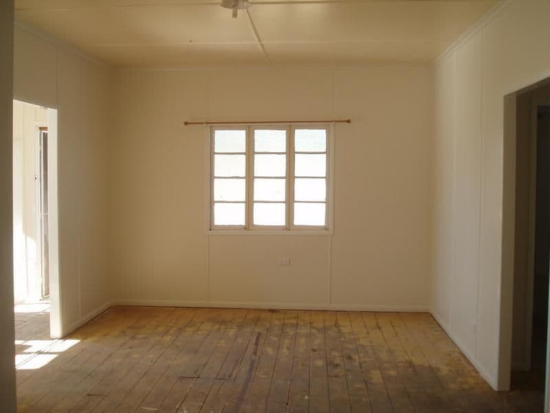 222 Alfred Street, CHARLEVILLE QLD 4470, Charleville - Thumbnail 4