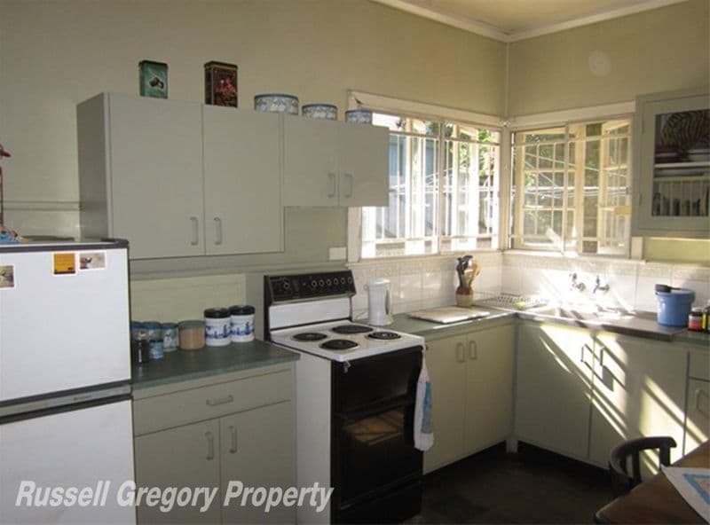 42 Magazine Street, SHERWOOD QLD 4075, Sherwood - Thumbnail 5