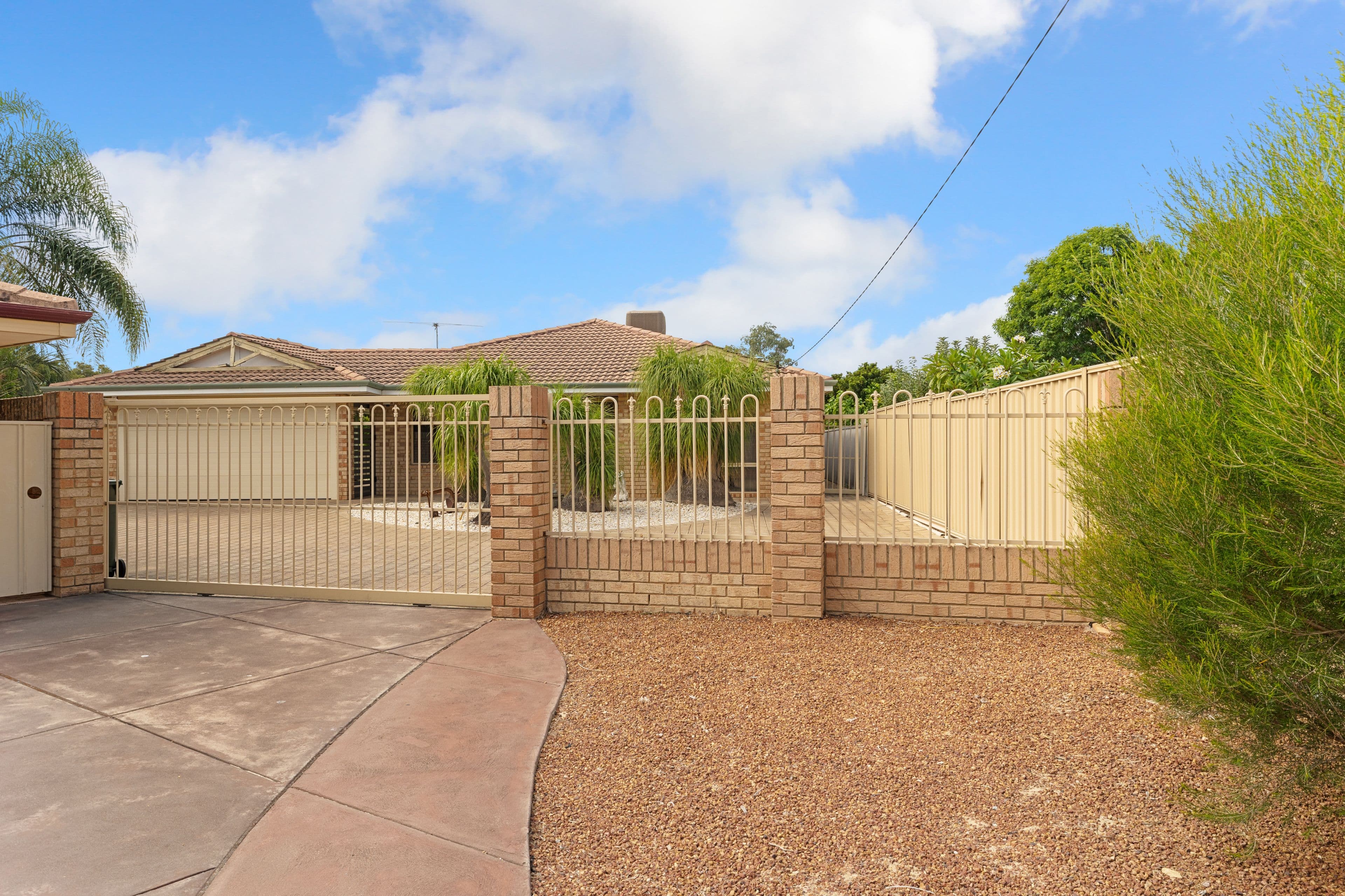 9 Perren Place, East Cannington WA 6107, East Cannington - Image 1
