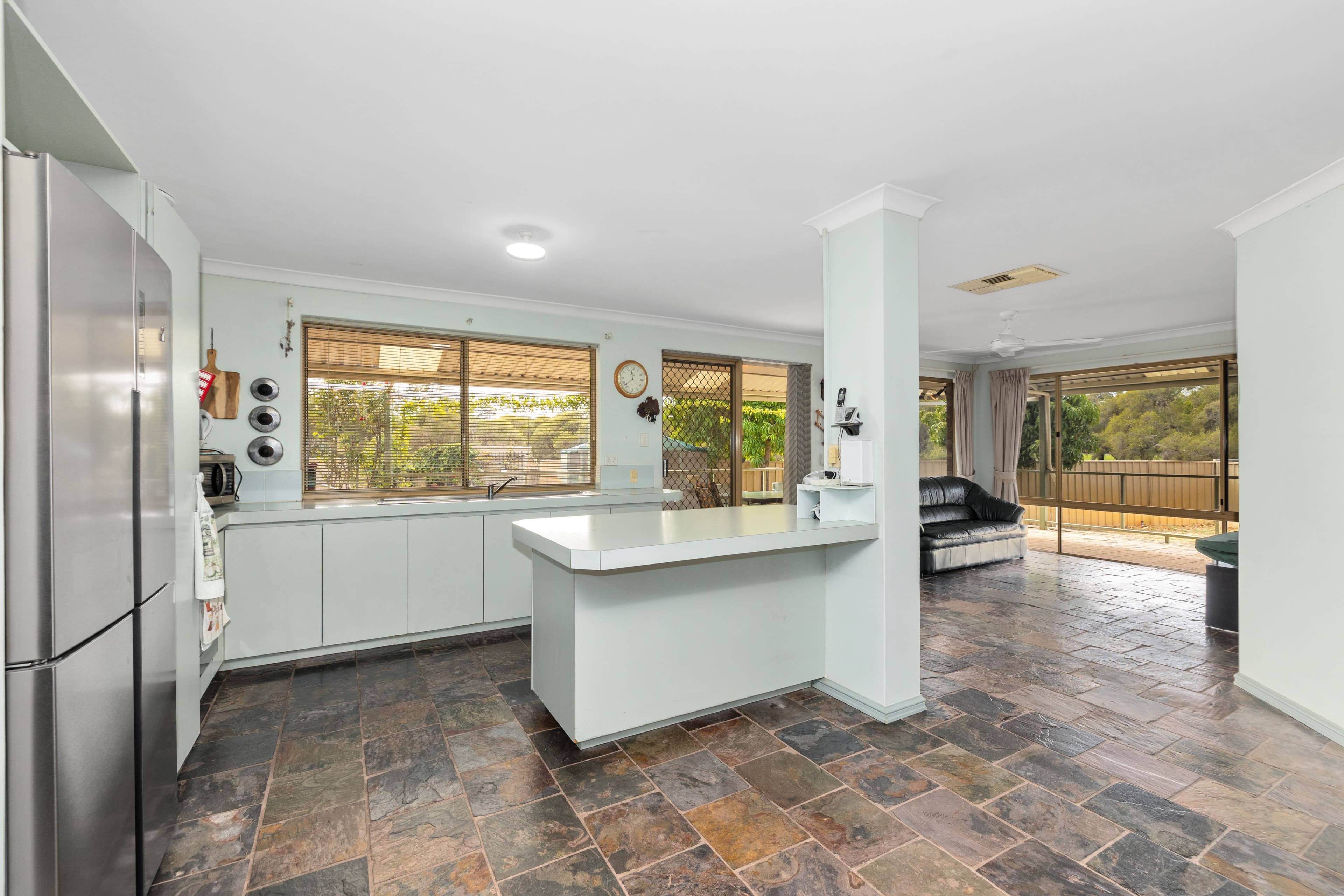 9 Perren Place, East Cannington WA 6107, East Cannington - Thumbnail 6