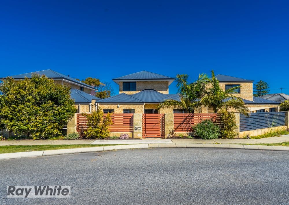 25B Hillsborough Drive, Nollamara WA 6061, Nollamara - Thumbnail 2