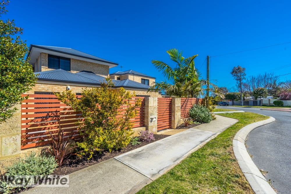 25B Hillsborough Drive, Nollamara WA 6061, Nollamara - Thumbnail 3