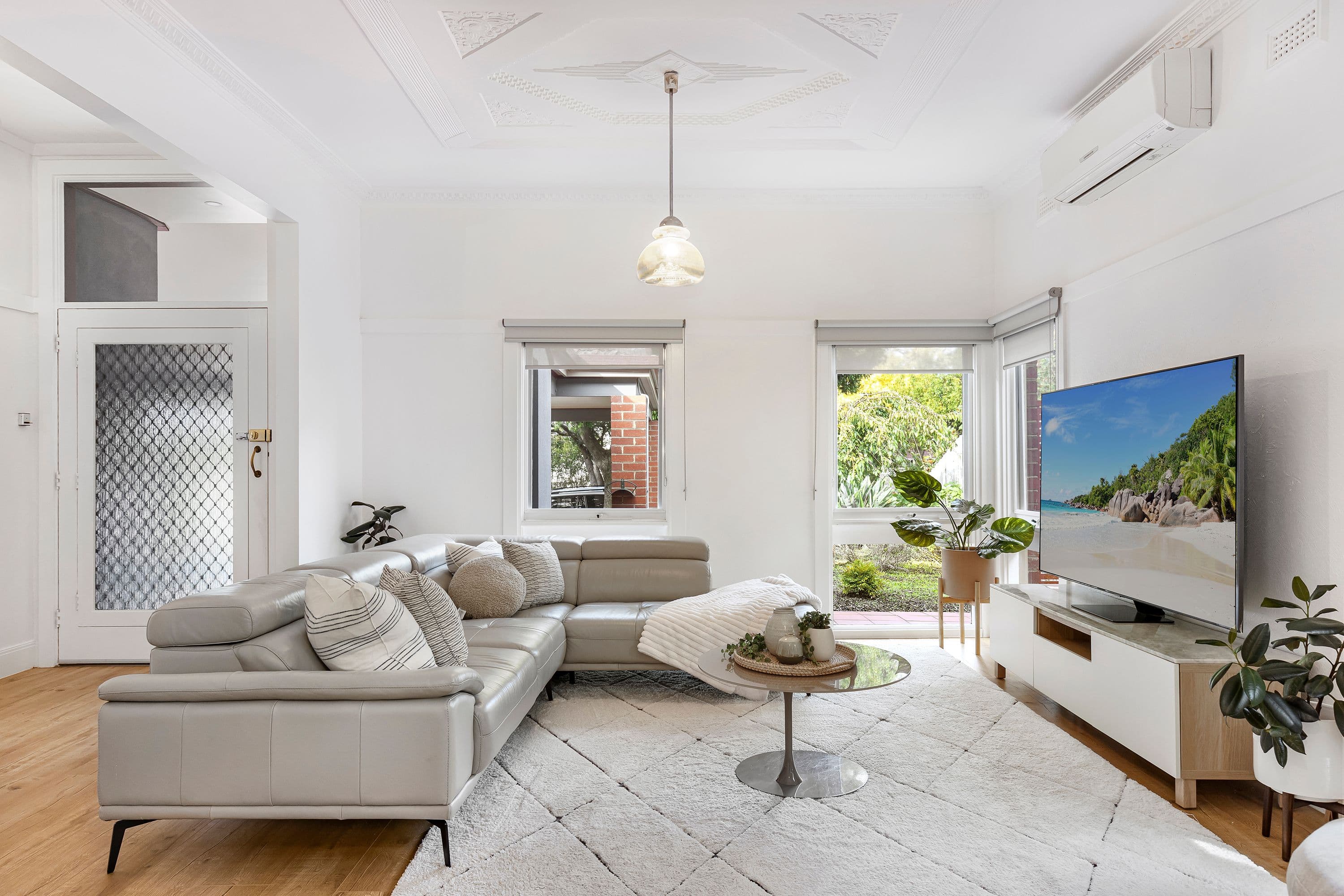 19 Clota Avenue, Box Hill VIC 3128, Box Hill - Thumbnail 4
