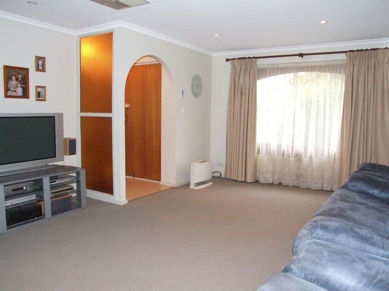 18 Wattle Street, Murray Bridge, SA, 5253, Murray Bridge - Thumbnail 2