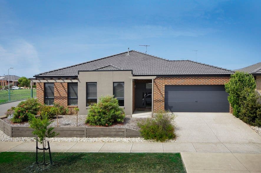 35 Malbec Loop, WAURN PONDS VIC 3216, Waurn Ponds - Image 1