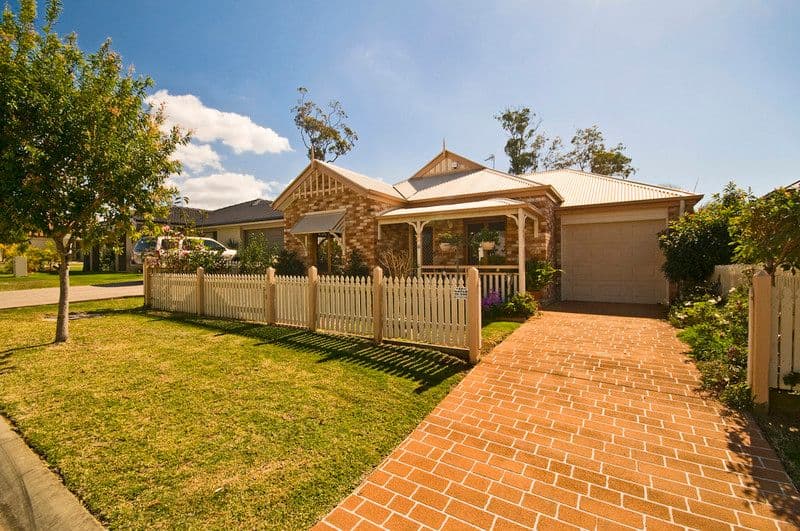 4 Waimea Drive, VARSITY LAKES QLD 4227, Varsity Lakes - Image 1