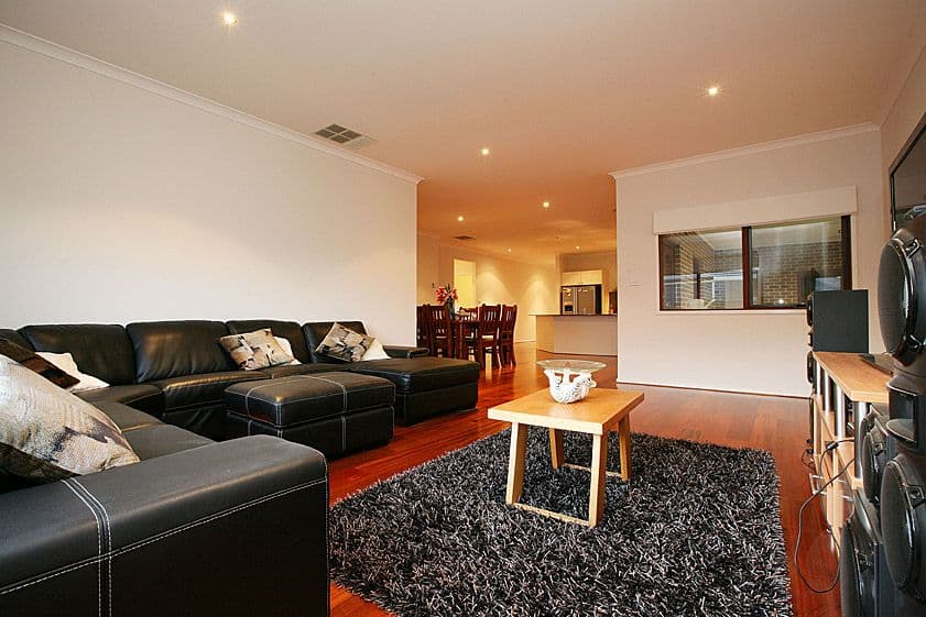 21 Langdon Drive, MERNDA VIC 3754, Mernda - Thumbnail 5