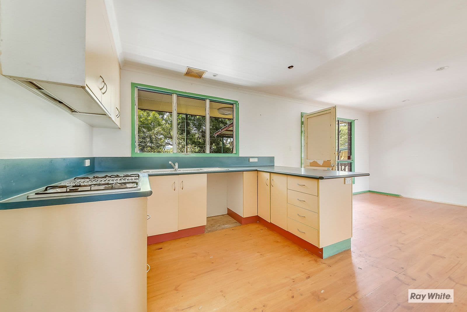 81 Rockhampton Road, Yeppoon QLD 4703, Yeppoon - Thumbnail 3