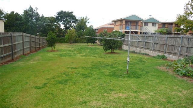 36 Anzac Avenue, NEWTOWN QLD 4350, Newtown - Thumbnail 5