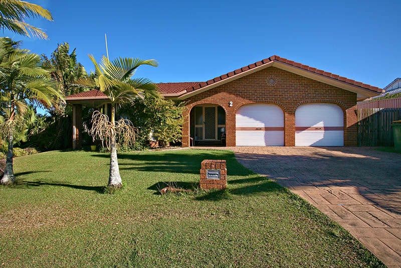 2 Carnoustie Court, ARUNDEL QLD 4214, Arundel - Image 1