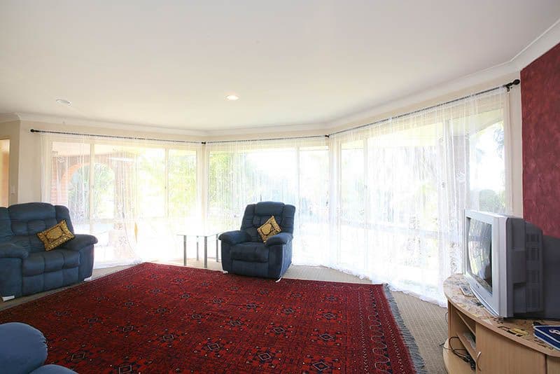 2 Carnoustie Court, ARUNDEL QLD 4214, Arundel - Thumbnail 8