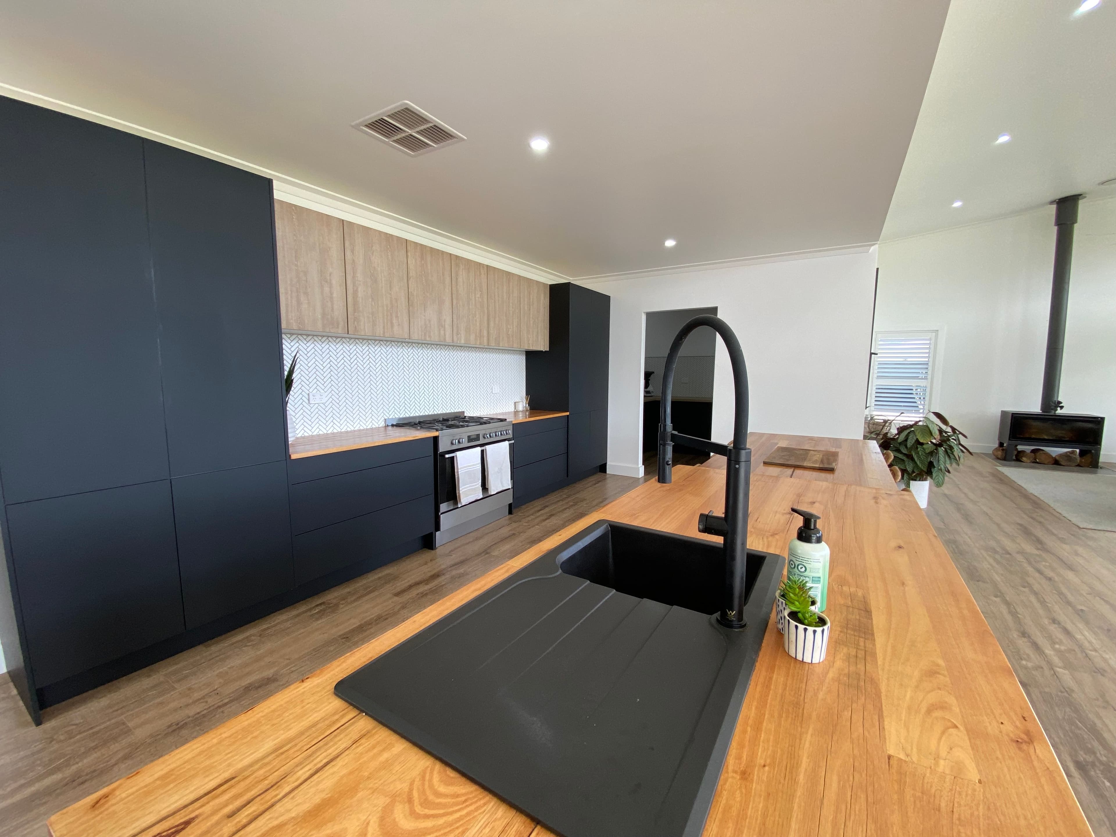 76 Saines Road, Young NSW 2594, Young - Thumbnail 5
