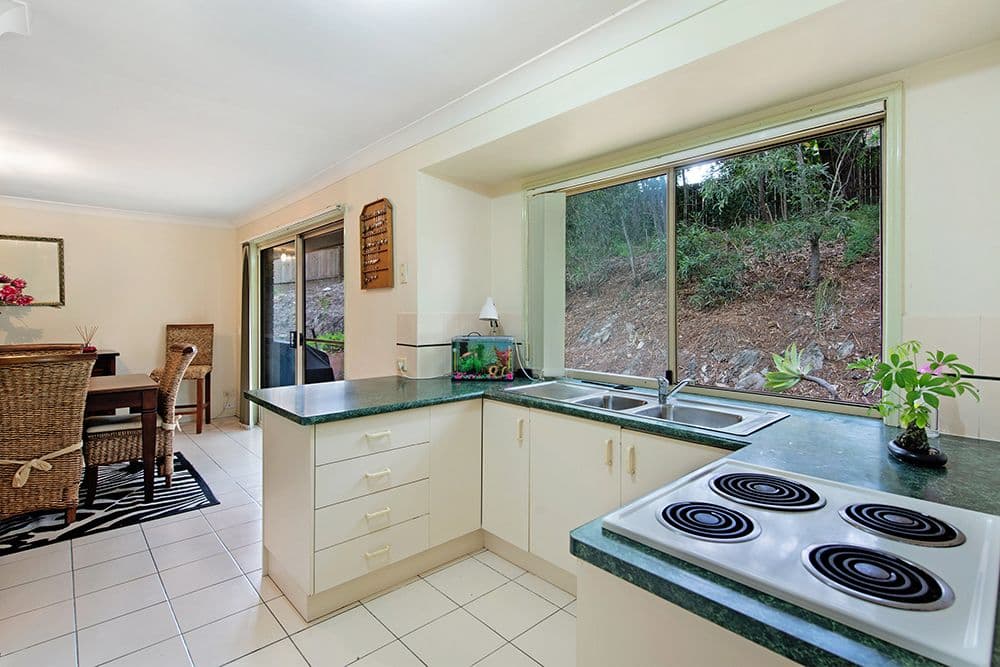 25 Alcott Court, Parkwood QLD 4214, Parkwood - Thumbnail 3