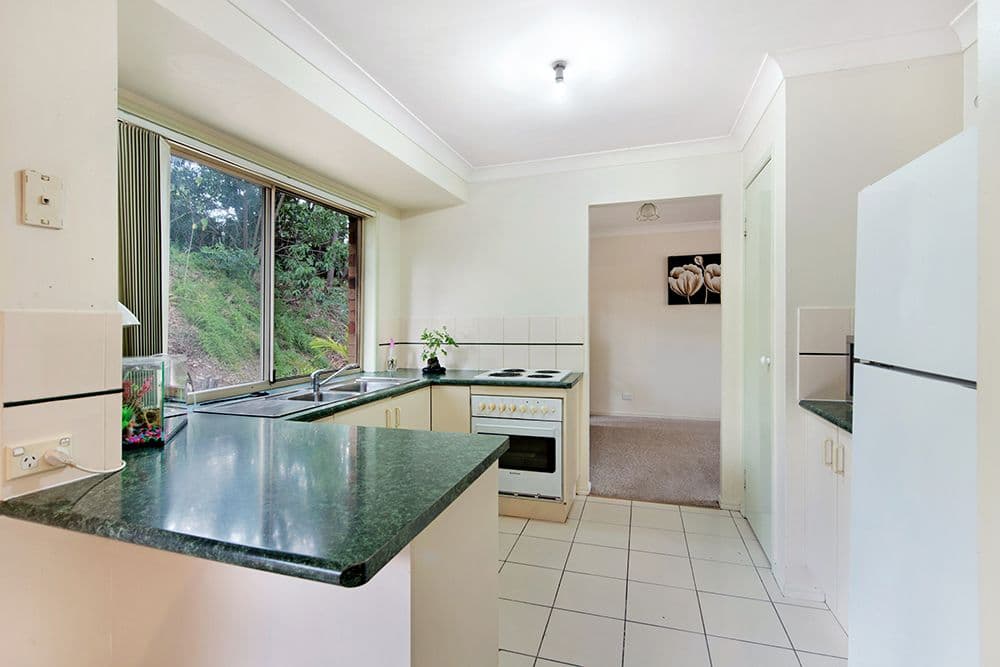 25 Alcott Court, Parkwood QLD 4214, Parkwood - Thumbnail 4