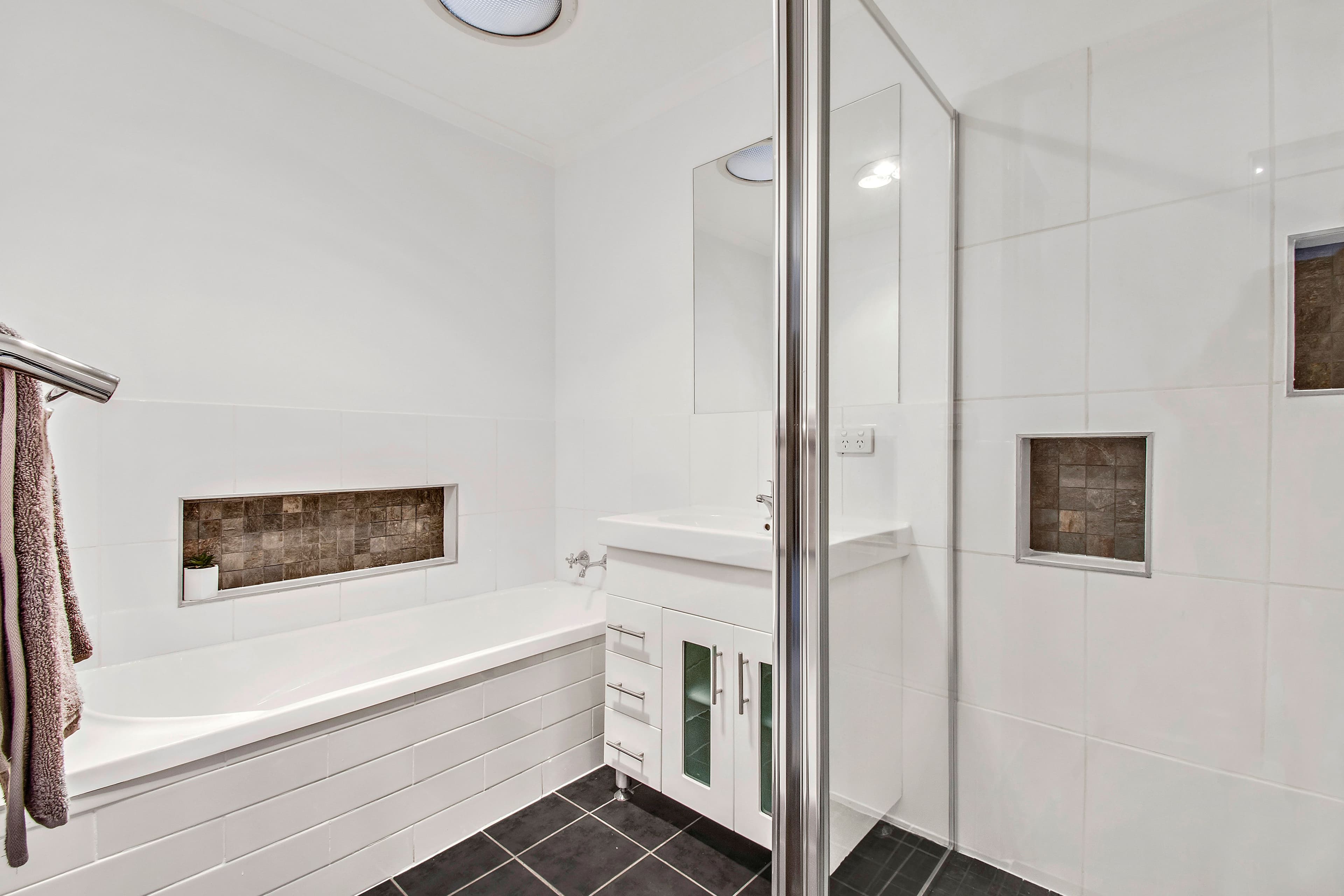 99 Beaurepaire Crescent, Holt ACT 2615, Holt - Thumbnail 8