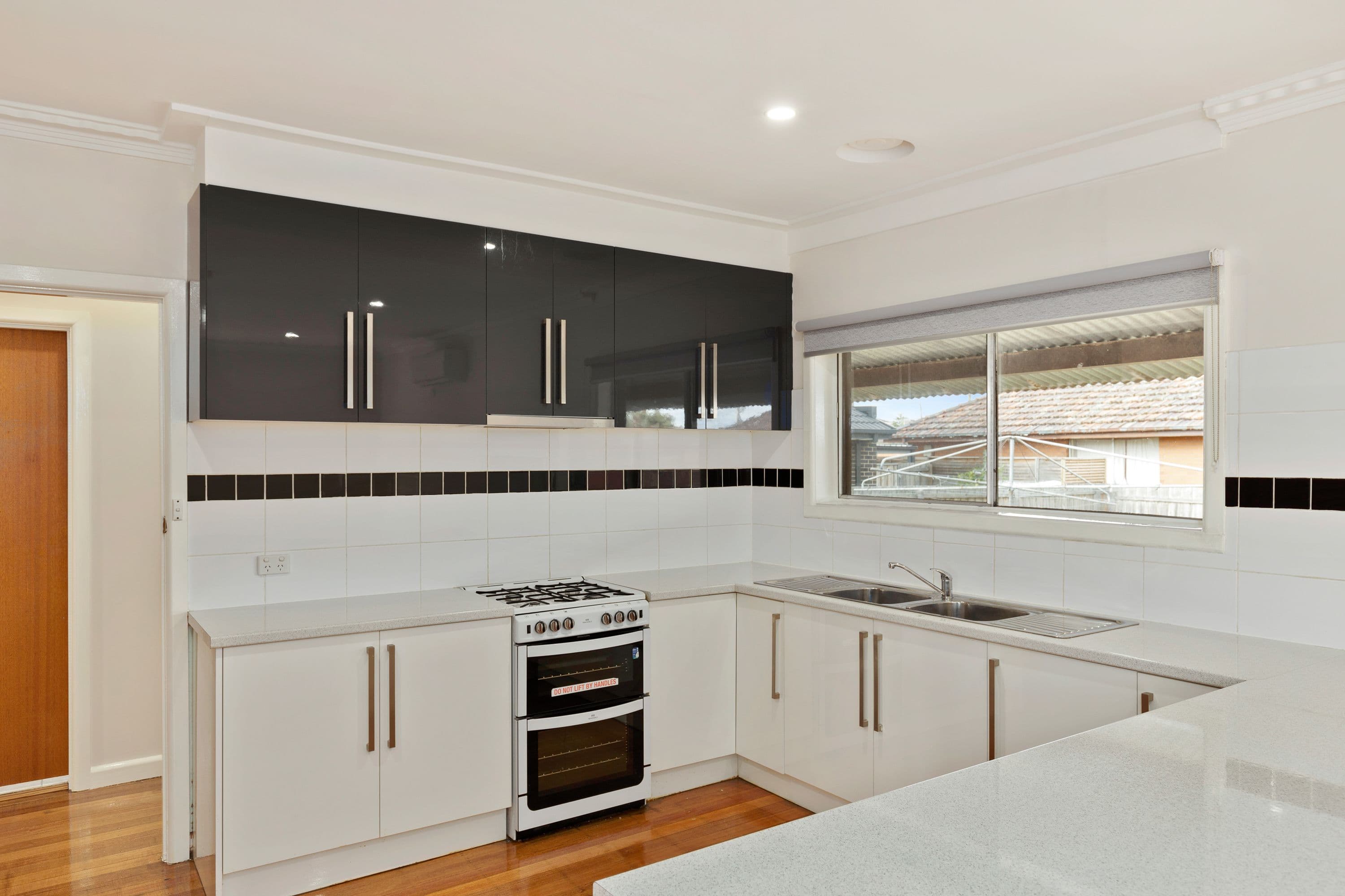 89 Kingsway Drive, Lalor VIC 3075, Lalor - Thumbnail 2