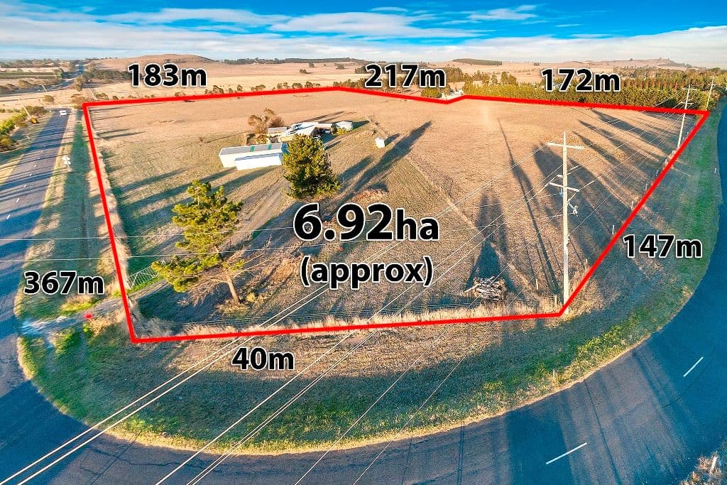 5 Starkie Road, Point Cook VIC 3030, Point Cook - Thumbnail 2