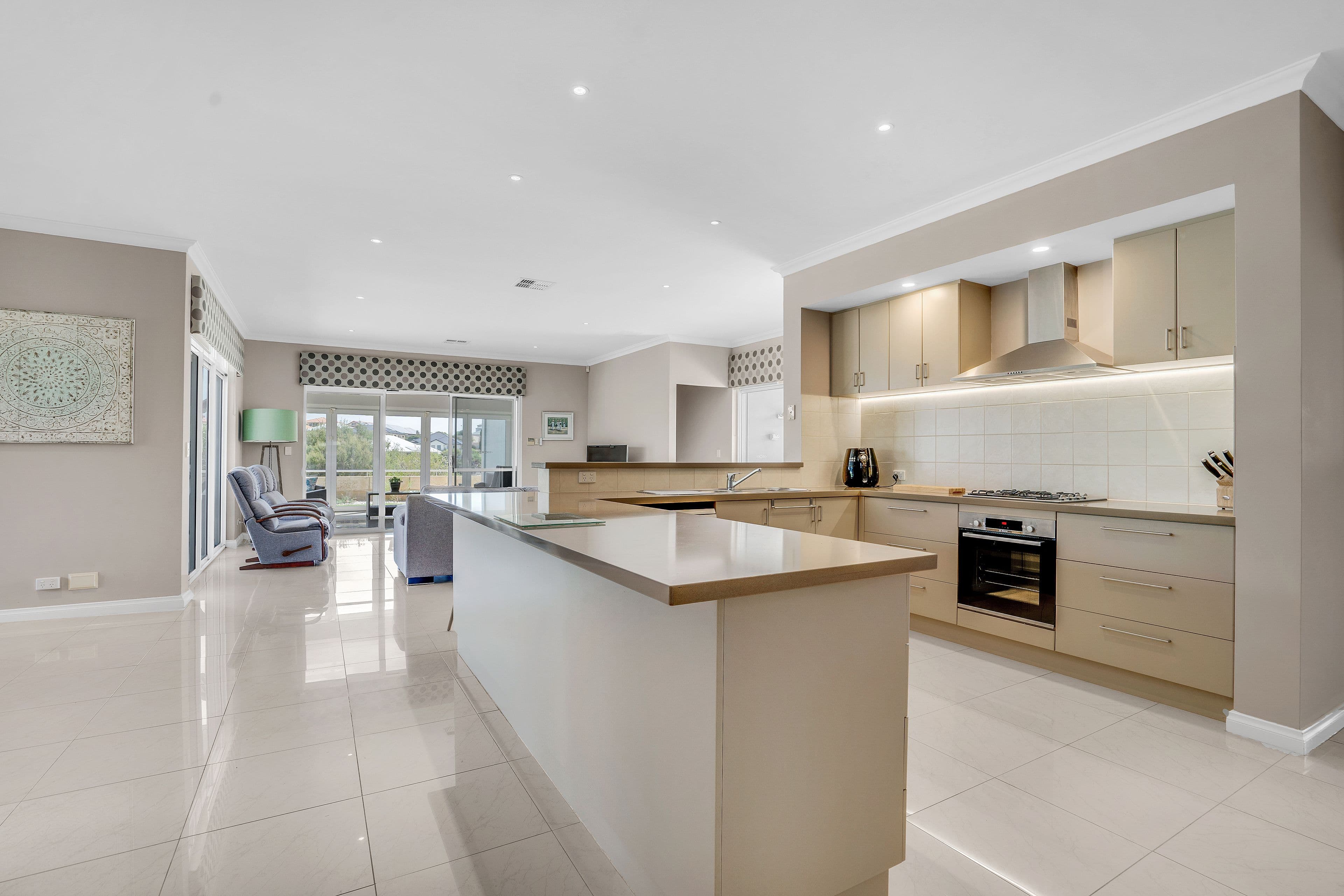 29 Caddadup Retreat, Dawesville WA 6211, Dawesville - Thumbnail 3