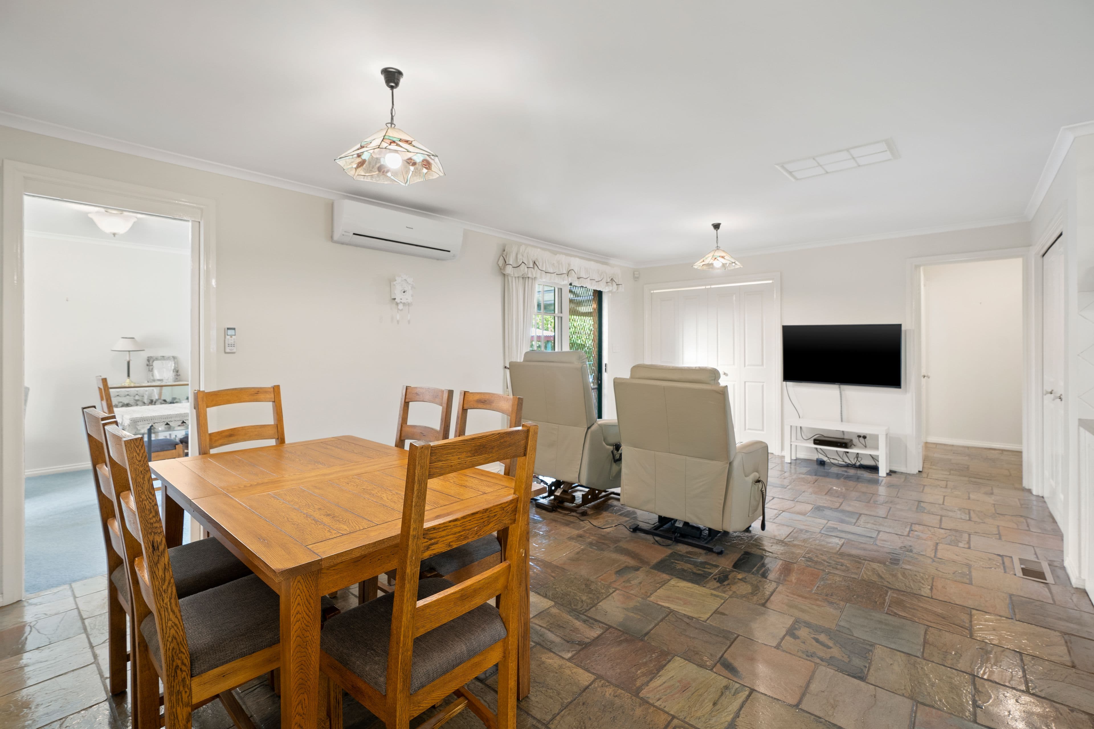 82 Lakesfield Drive, Lysterfield VIC 3156, Lysterfield - Thumbnail 6