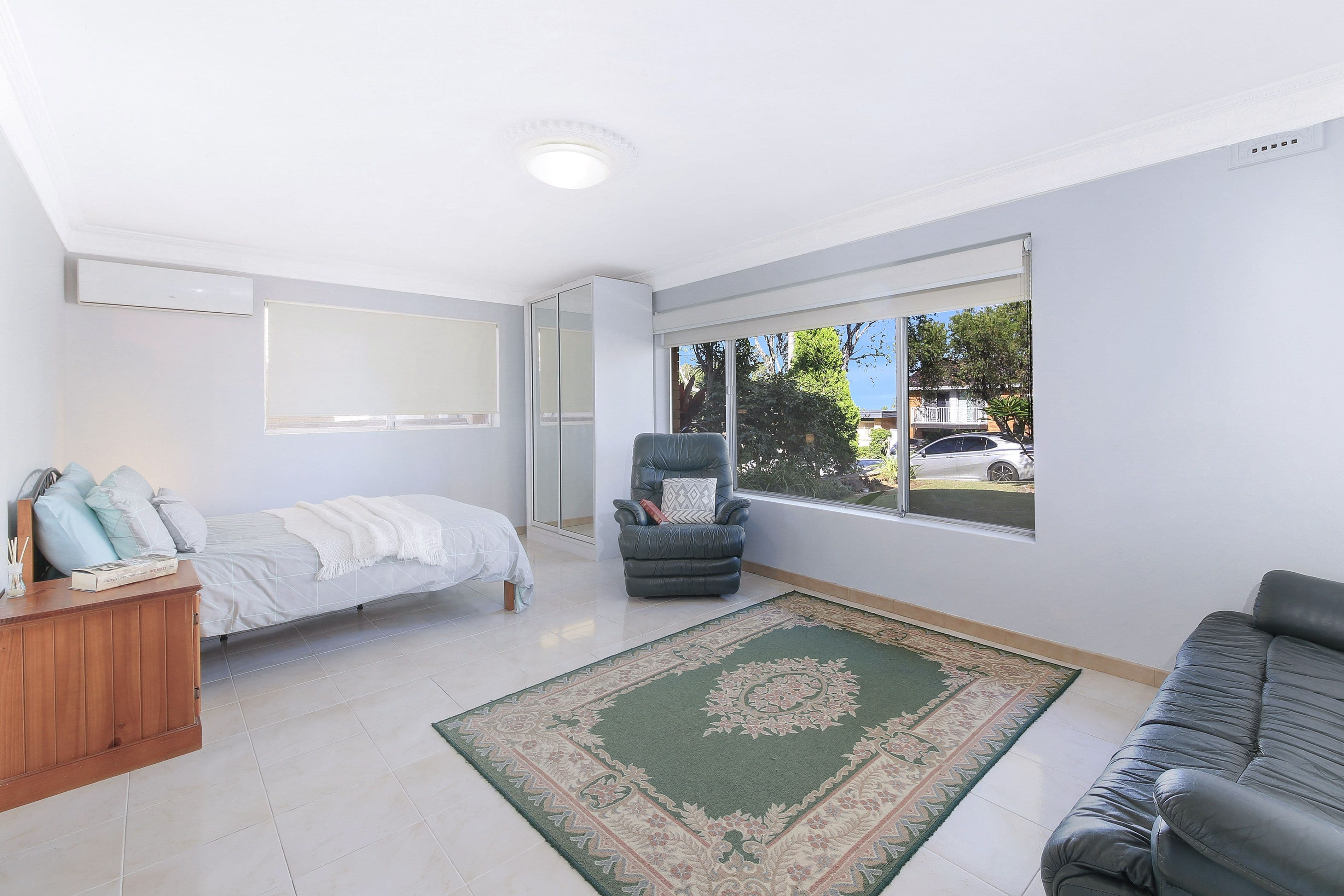 14 Saric Avenue, Georges Hall NSW 2198, Georges Hall - Thumbnail 6