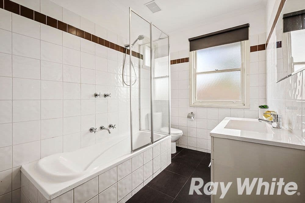 16 McDonald Street, MORDIALLOC VIC 3195, Mordialloc - Thumbnail 5
