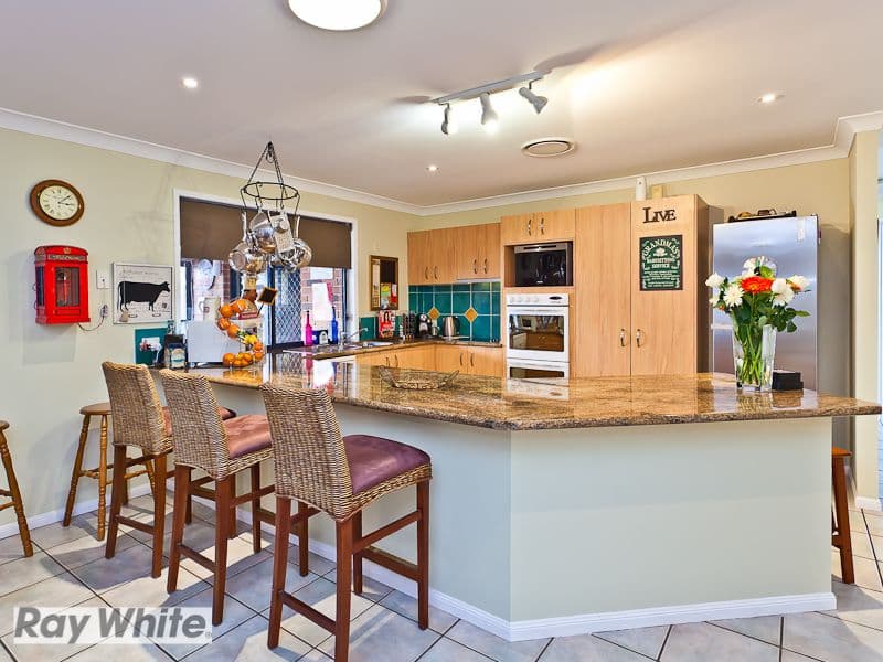 21 Montclare Court, CASHMERE QLD 4500, Cashmere - Thumbnail 5