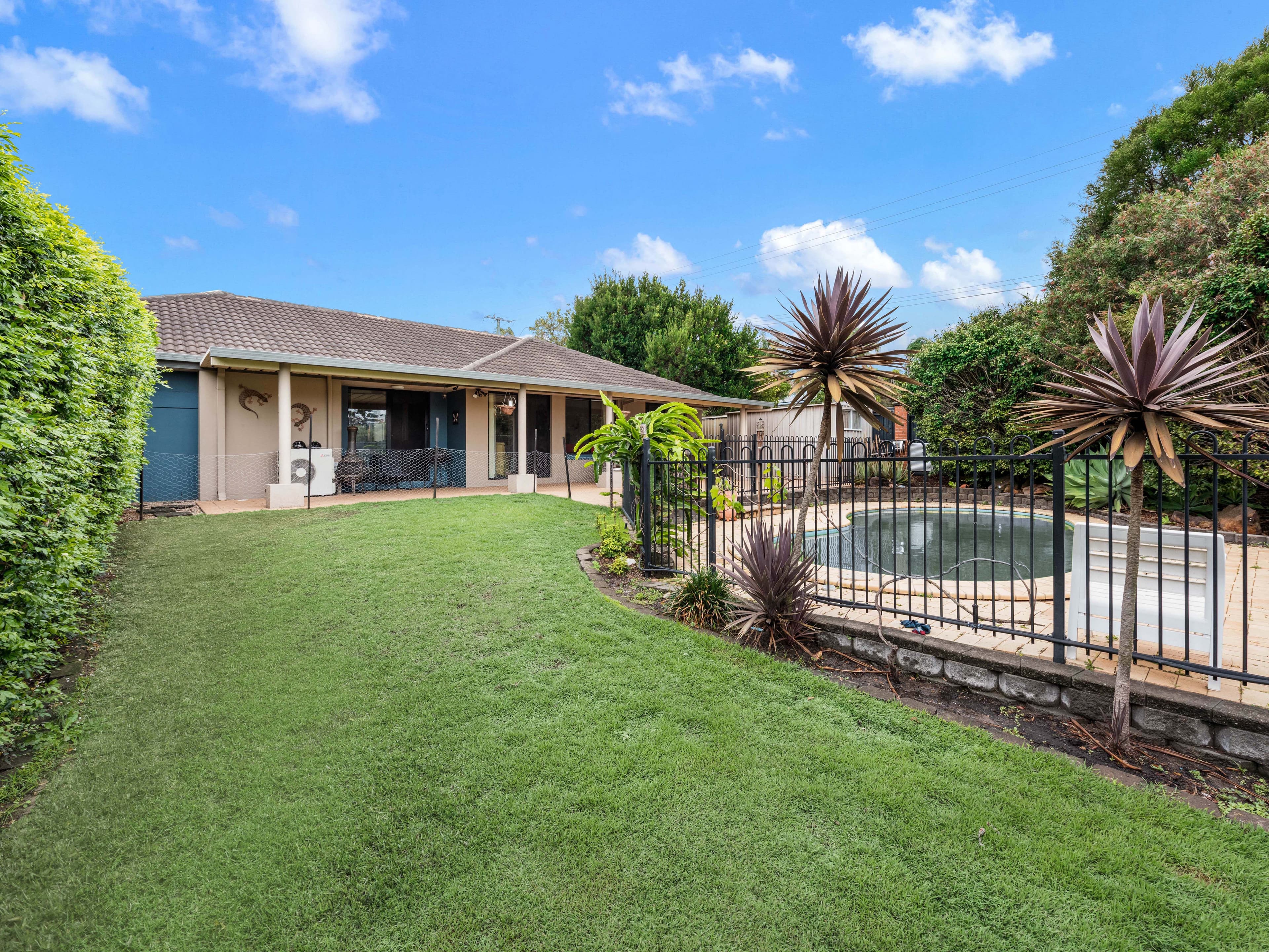 1 Ashcroft Close, Wakerley QLD 4154, Wakerley - Thumbnail 2