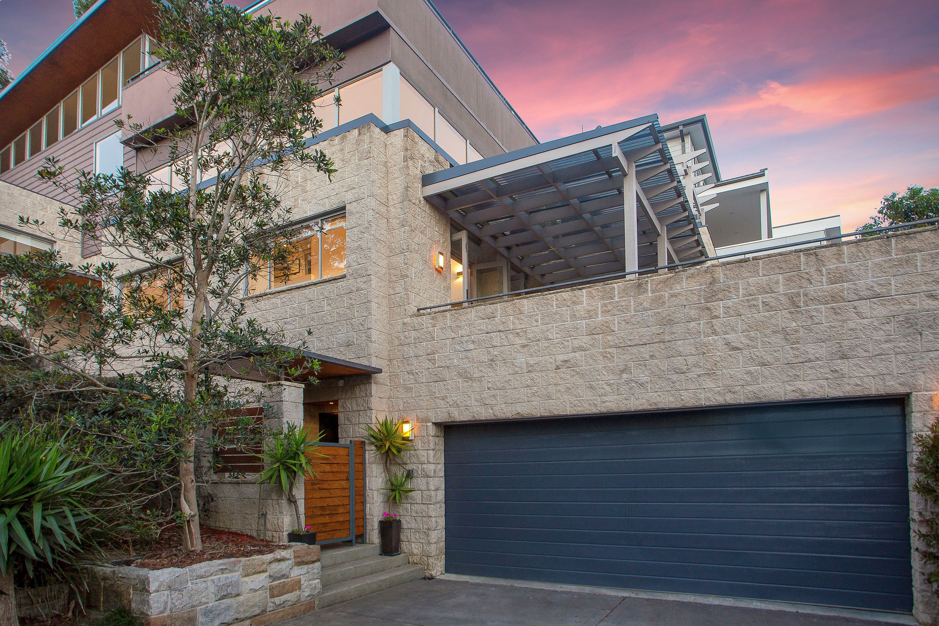 122 Irrubel Road, Newport - Thumbnail 2