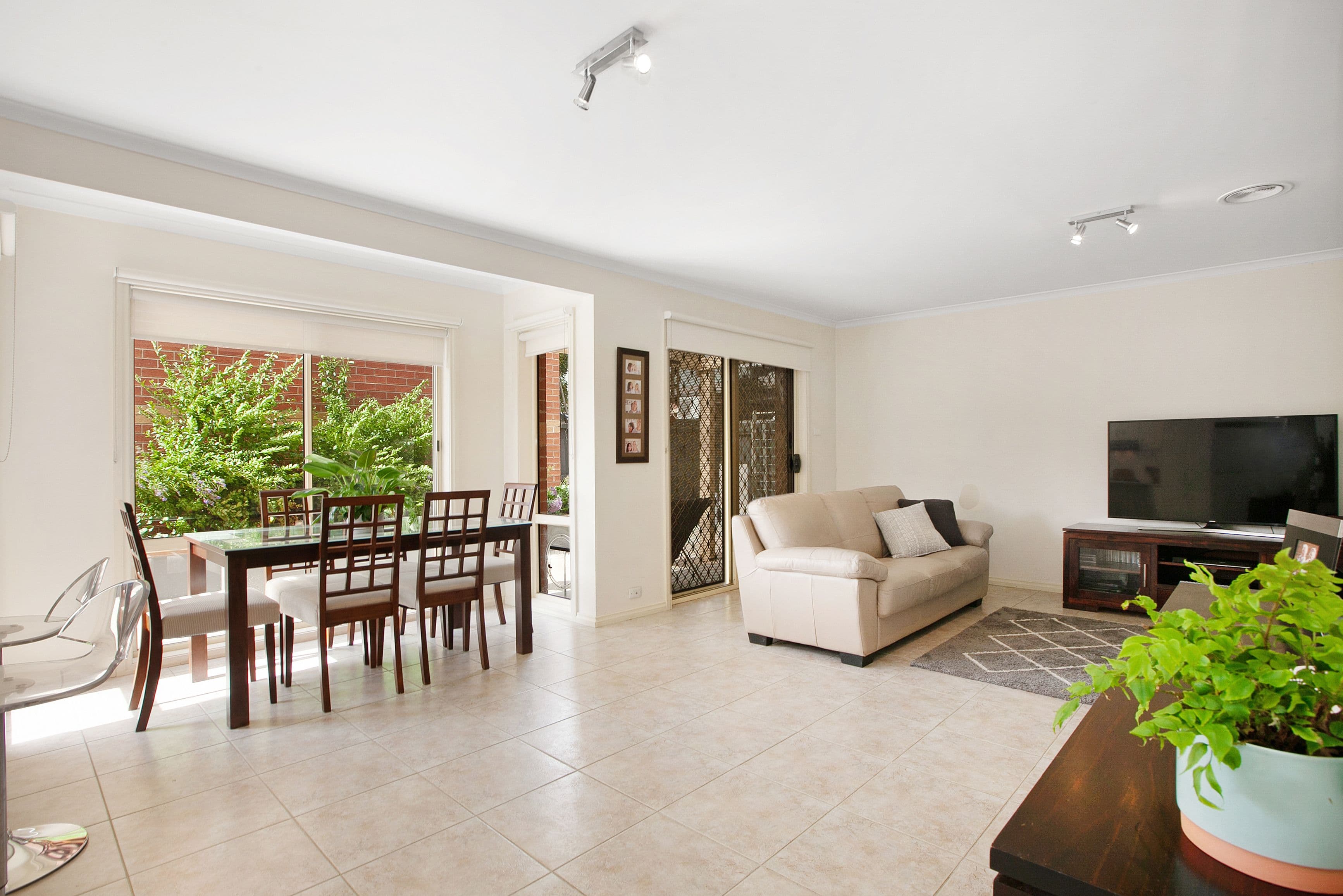 44 Pickett Street, Reservoir VIC 3073, Reservoir - Thumbnail 4