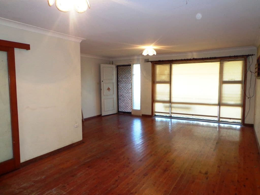 310 Hamilton Road, FAIRFIELD WEST NSW 2165, Fairfield West - Thumbnail 3
